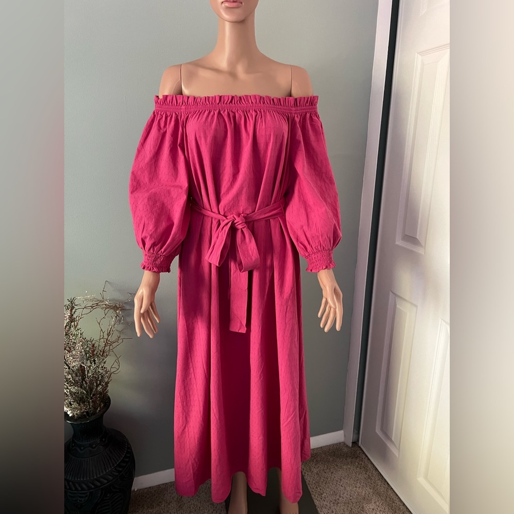 Ann Taylor Pink‎ Off-Shoulder Midi Dress